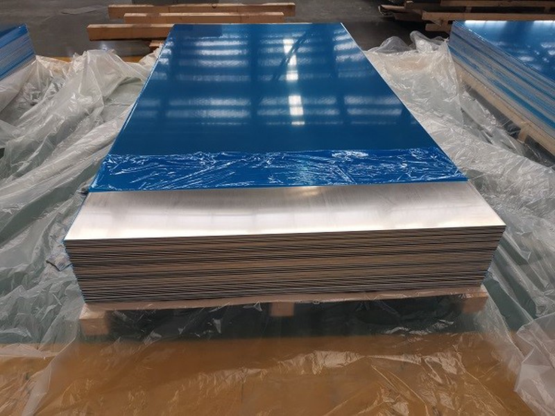 3003 Aluminum-Sheet-with-PVC-film 3003 Aluminum-Sheet-with-PVC-film